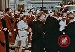 Standbild französischen Krankenschwestern Paris Frankreich, 1945, aus Sekunde 48 historischem Filmmaterial Videoclip 65675049775