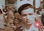 Standbild amerikanischer Soldat Paris Frankreich, 1945, aus Sekunde 35 historischem Filmmaterial Videoclip 65675049777