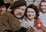 Standbild amerikanischer Soldat Paris Frankreich, 1945, aus Sekunde 60 historischem Filmmaterial Videoclip 65675049777