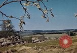Standbild amerikanische Panzer Österreich, 1945, aus Sekunde 47 historischem Filmmaterial Videoclip 65675049782