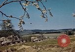 Standbild amerikanische Panzer Österreich, 1945, aus Sekunde 50 historischem Filmmaterial Videoclip 65675049782