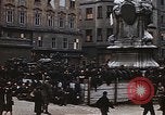 Immagine di Prigionieri di guerra tedeschi Linz AUSTRIA, 1945, secondo 23 filmato di repertorio 65675049785