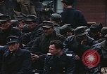 Immagine di Prigionieri di guerra tedeschi Linz AUSTRIA, 1945, secondo 33 filmato di repertorio 65675049785