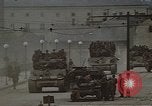 Immagine di Prigionieri di guerra tedeschi Linz AUSTRIA, 1945, secondo 57 filmato di repertorio 65675049785