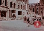 Immagine di Danni di bomba Wiesbaden Germania, 1945, secondo 6 filmato di repertorio 65675049788