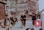 Immagine di Danni di bomba Wiesbaden Germania, 1945, secondo 10 filmato di repertorio 65675049788