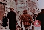 Immagine di Danni di bomba Wiesbaden Germania, 1945, secondo 30 filmato di repertorio 65675049788