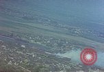 Standbild strafing ein Fahrzeug europäische Theater, 1945, aus Sekunde 26 historischem Filmmaterial Videoclip 65675049802