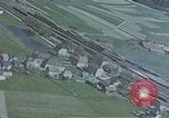 Standbild Bombardierung der Deutschen Ziele Zweiten Weltkrieg Deutschland, 1945, aus Sekunde 13 historischem Filmmaterial Videoclip 65675049807