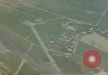 Standbild Amerikanische Flugzeuge Angriffe deutscher Flugzeuge Deutschland, 1945, aus Sekunde 4 historischem Filmmaterial Videoclip 65675049808