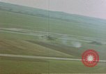 Standbild Amerikanische Flugzeuge Angriffe deutscher Flugzeuge Deutschland, 1945, aus Sekunde 8 historischem Filmmaterial Videoclip 65675049808