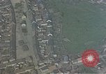 Standbild Amerikanische Flugzeuge Tageslicht Bombe deutsche Stadt Deutschland, 1945, aus Sekunde 12 historischem Filmmaterial Videoclip 65675049809