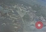 Standbild Amerikanische Flugzeuge Tageslicht Bombe deutsche Stadt Deutschland, 1945, aus Sekunde 28 historischem Filmmaterial Videoclip 65675049809