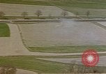 Standbild US Army Air Force tag Bombardierung Deutschland Deutschland, 1945, aus Sekunde 12 historischem Filmmaterial Videoclip 65675049810