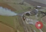 Standbild Gun camera Footage Zweiten Weltkrieg Deutschland, 1945, aus Sekunde 17 historischem Filmmaterial Videoclip 65675049811
