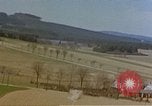 Standbild Gun camera Footage Zweiten Weltkrieg Deutschland, 1945, aus Sekunde 27 historischem Filmmaterial Videoclip 65675049811