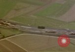 Standbild Gun camera Footage Zweiten Weltkrieg Deutschland, 1945, aus Sekunde 43 historischem Filmmaterial Videoclip 65675049811