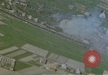 Standbild US Army Air Force strafing Deutsche Rangierbahnhof Deutschland, 1945, aus Sekunde 7 historischem Filmmaterial Videoclip 65675049812
