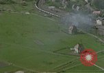 Standbild US Army Air Force strafing Deutsche Rangierbahnhof Deutschland, 1945, aus Sekunde 20 historischem Filmmaterial Videoclip 65675049812