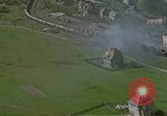 Standbild US Army Air Force strafing Deutsche Rangierbahnhof Deutschland, 1945, aus Sekunde 22 historischem Filmmaterial Videoclip 65675049812