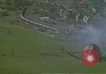 Standbild US Army Air Force strafing Deutsche Rangierbahnhof Deutschland, 1945, aus Sekunde 23 historischem Filmmaterial Videoclip 65675049812