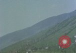 Standbild US Army Air Force strafing Deutsche Rangierbahnhof Deutschland, 1945, aus Sekunde 25 historischem Filmmaterial Videoclip 65675049812