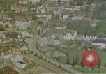 Standbild US Army Air Force strafing Deutsche Rangierbahnhof Deutschland, 1945, aus Sekunde 34 historischem Filmmaterial Videoclip 65675049812