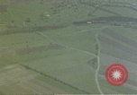 Standbild US Army Air Force strafing Deutsche Rangierbahnhof Deutschland, 1945, aus Sekunde 40 historischem Filmmaterial Videoclip 65675049812