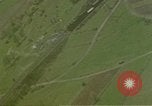 Standbild US Army Air Force strafing Deutsche Rangierbahnhof Deutschland, 1945, aus Sekunde 45 historischem Filmmaterial Videoclip 65675049812