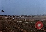 Standbild USA P-47 Flugzeuge Deutschland, 1945, aus Sekunde 56 historischem Filmmaterial Videoclip 65675049814