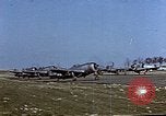 Standbild USA P-47 Flugzeuge Deutschland, 1945, aus Sekunde 61 historischem Filmmaterial Videoclip 65675049816