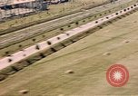 Standbild Hinterlassenschaft der alliierten Bombardierung von Pisa in Zweiten Weltkrieg Italien, 1944, aus Sekunde 54 historischem Filmmaterial Videoclip 65675049823