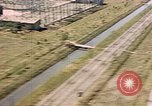 Standbild Hinterlassenschaft der alliierten Bombardierung von Pisa in Zweiten Weltkrieg Italien, 1944, aus Sekunde 55 historischem Filmmaterial Videoclip 65675049823