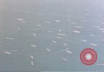 Standbild Alliierten Kriegsschiffe in der Bucht Neapel Italien, 1943, aus Sekunde 6 historischem Filmmaterial Videoclip 65675049824
