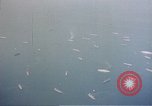 Standbild Alliierten Kriegsschiffe in der Bucht Neapel Italien, 1943, aus Sekunde 17 historischem Filmmaterial Videoclip 65675049824
