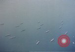Standbild Alliierten Kriegsschiffe in der Bucht Neapel Italien, 1943, aus Sekunde 26 historischem Filmmaterial Videoclip 65675049824