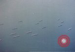 Standbild Alliierten Kriegsschiffe in der Bucht Neapel Italien, 1943, aus Sekunde 29 historischem Filmmaterial Videoclip 65675049824
