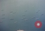Standbild Alliierten Kriegsschiffe in der Bucht Neapel Italien, 1943, aus Sekunde 32 historischem Filmmaterial Videoclip 65675049824