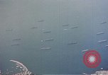 Standbild Alliierten Kriegsschiffe in der Bucht Neapel Italien, 1943, aus Sekunde 36 historischem Filmmaterial Videoclip 65675049824