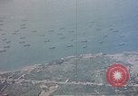 Standbild Alliierten Kriegsschiffe in der Bucht Neapel Italien, 1943, aus Sekunde 44 historischem Filmmaterial Videoclip 65675049824