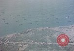 Standbild Alliierten Kriegsschiffe in der Bucht Neapel Italien, 1943, aus Sekunde 46 historischem Filmmaterial Videoclip 65675049824