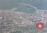 Standbild Alliierten Kriegsschiffe in der Bucht Neapel Italien, 1943, aus Sekunde 52 historischem Filmmaterial Videoclip 65675049824