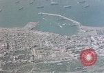 Standbild Alliierten Kriegsschiffe in der Bucht Neapel Italien, 1943, aus Sekunde 53 historischem Filmmaterial Videoclip 65675049824
