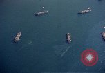 Standbild Alliierten Kriegsschiffe in der Bucht Neapel Italien, 1943, aus Sekunde 57 historischem Filmmaterial Videoclip 65675049824
