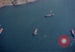 Standbild Alliierten Kriegsschiffe in der Bucht Neapel Italien, 1943, aus Sekunde 59 historischem Filmmaterial Videoclip 65675049824