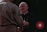 Image l archevêque catholique Francis Spellman à Alto Airbase Corse France, 1944, de la seconde 45 séquences d'archives historiques vidéo 65675049829