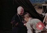 Image l archevêque catholique Francis Spellman à Alto Airbase Corse France, 1944, de la seconde 50 séquences d'archives historiques vidéo 65675049829