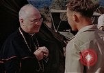 Image l archevêque catholique Francis Spellman à Alto Airbase Corse France, 1944, de la seconde 61 séquences d'archives historiques vidéo 65675049829