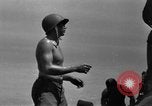 Standbild USA underwater Demolition Crews Palau-Inseln, Pazifik, 1944, aus Sekunde 29 historischem Filmmaterial Videoclip 65675049834