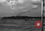Standbild USA underwater Demolition Crews Palau-Inseln, Pazifik, 1944, aus Sekunde 54 historischem Filmmaterial Videoclip 65675049834